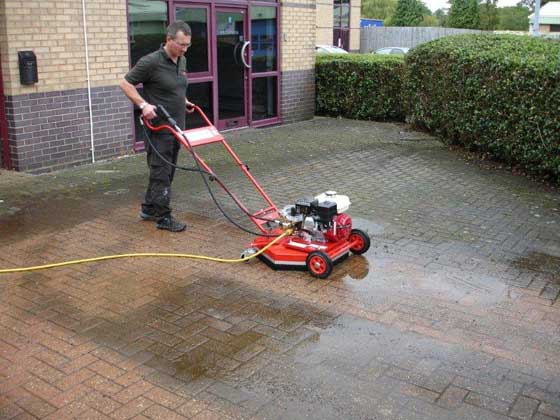 pressure cleaning pavers2